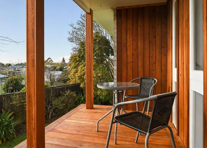 Hébergement de vacances Sunnybrook - Sunny 3 Bed With Great Deck