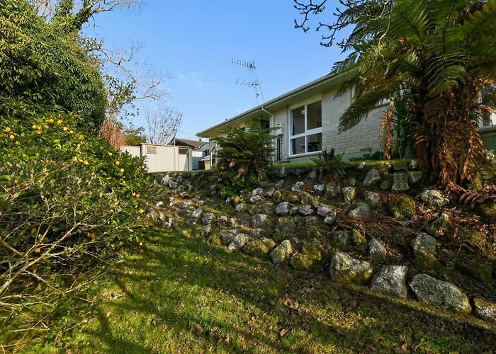 Vakantiehuis Sunnybrook - Sunny 3 Bed With Great Deck Rotorua